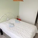 شقة Avec Balcon, Proche Des Plages Et Commerces - Fr-1-361-89