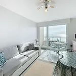 Avec Balcon, Proche Des Plages Et Commerces - Fr-1-361-89 Γκρανβίλ