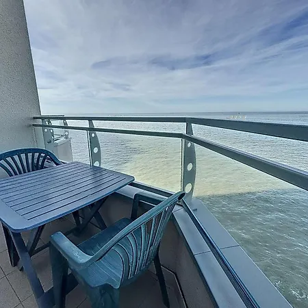 Apartment Avec Balcon, Proche Des Plages Et Commerces - Fr-1-361-89 Granville
