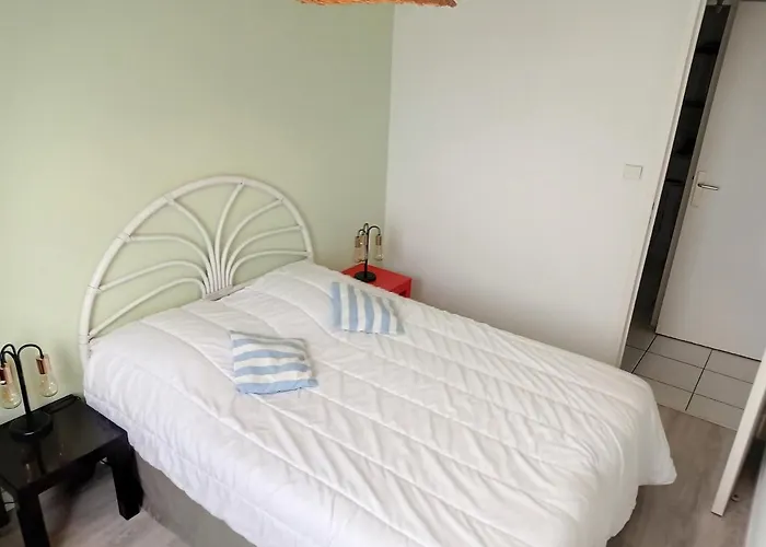 Appartement Avec Balcon, Proche Des Plages Et Commerces - Fr-1-361-89