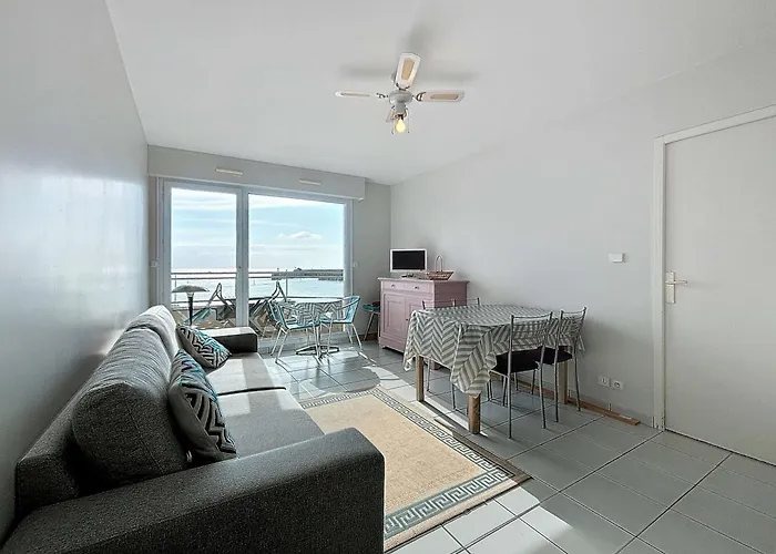 Avec Balcon, Proche Des Plages Et Commerces - Fr-1-361-89 Appartement *